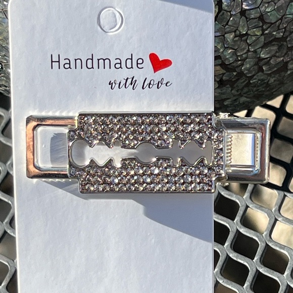 New Razor Blade Rhinestone Hair Clip - Picture 2 of 10